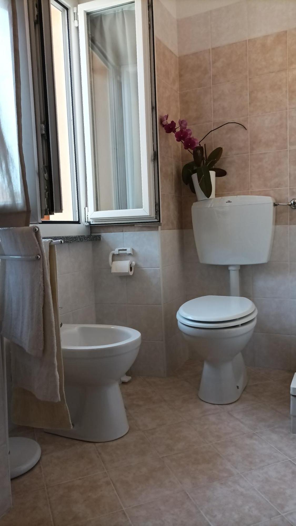 Quick Home - Interno 45 Biella Oda fotoğraf