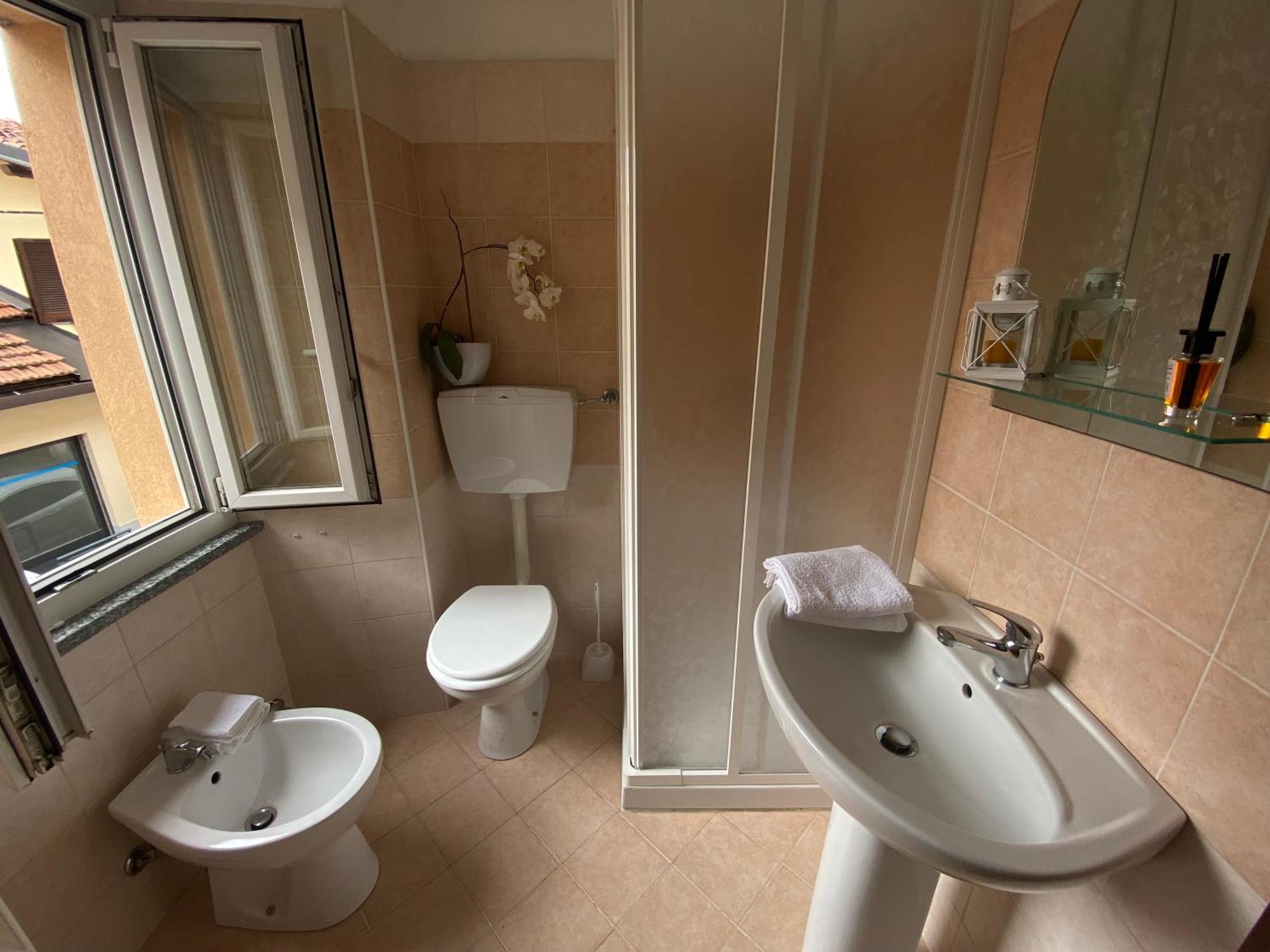 Quick Home - Interno 45 Biella Oda fotoğraf